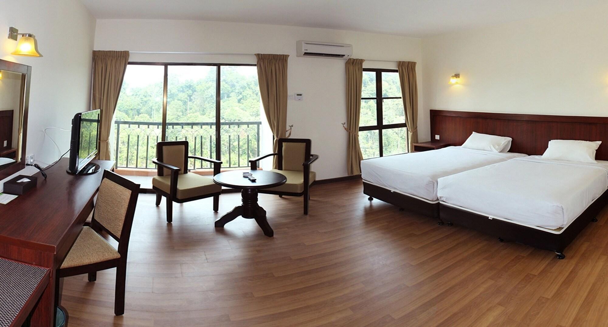 Arabian Bay Resort@ Bukit Gambang Resort City Exterior foto