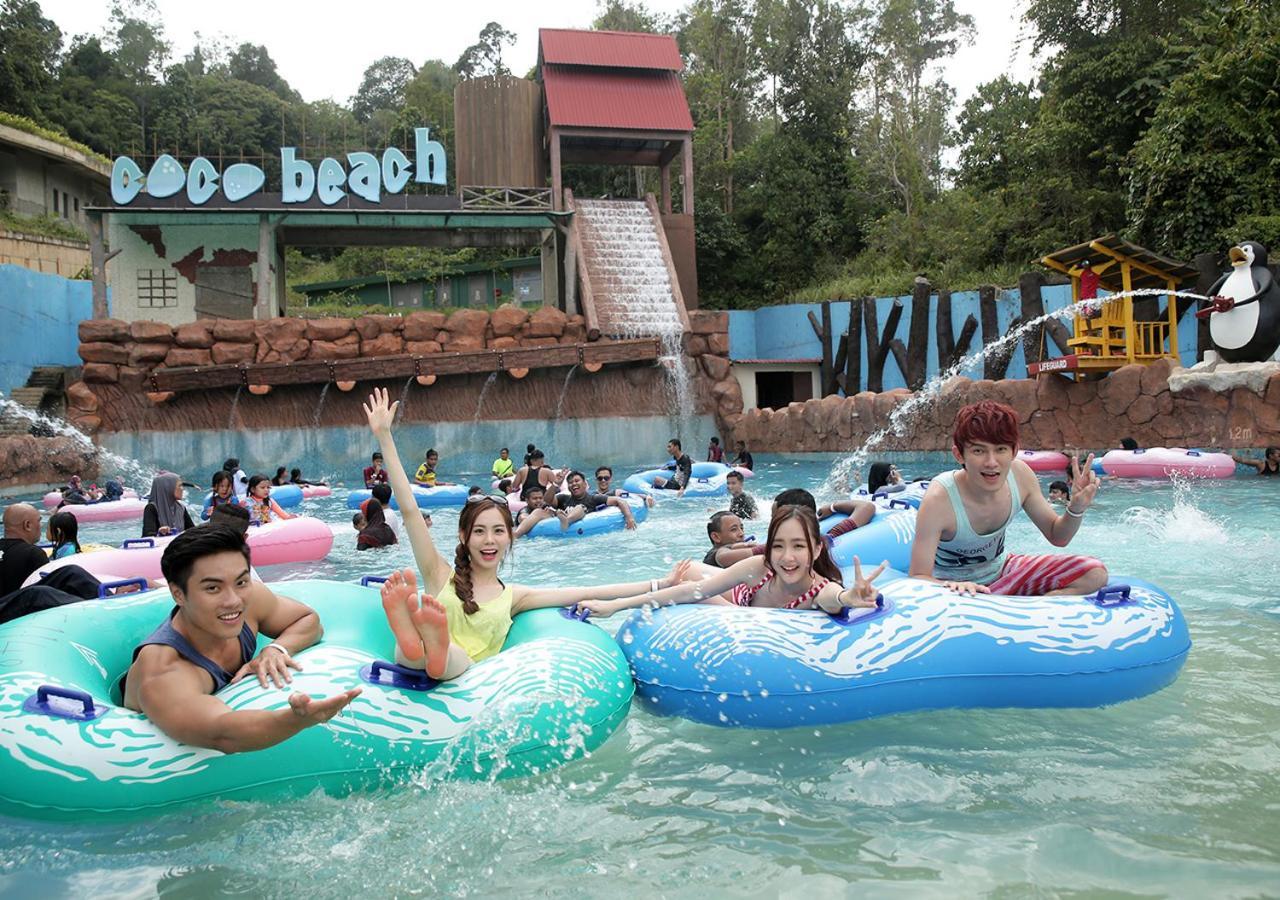 Arabian Bay Resort@ Bukit Gambang Resort City Exterior foto